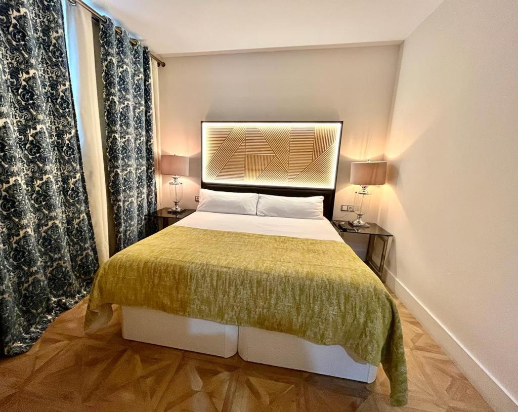 Hotel Royal Suite Сантандер Екстериор снимка